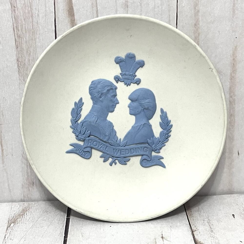 Wedgwood Royal Wedding Plate – Princess Diana & Charles 1981 4.25”